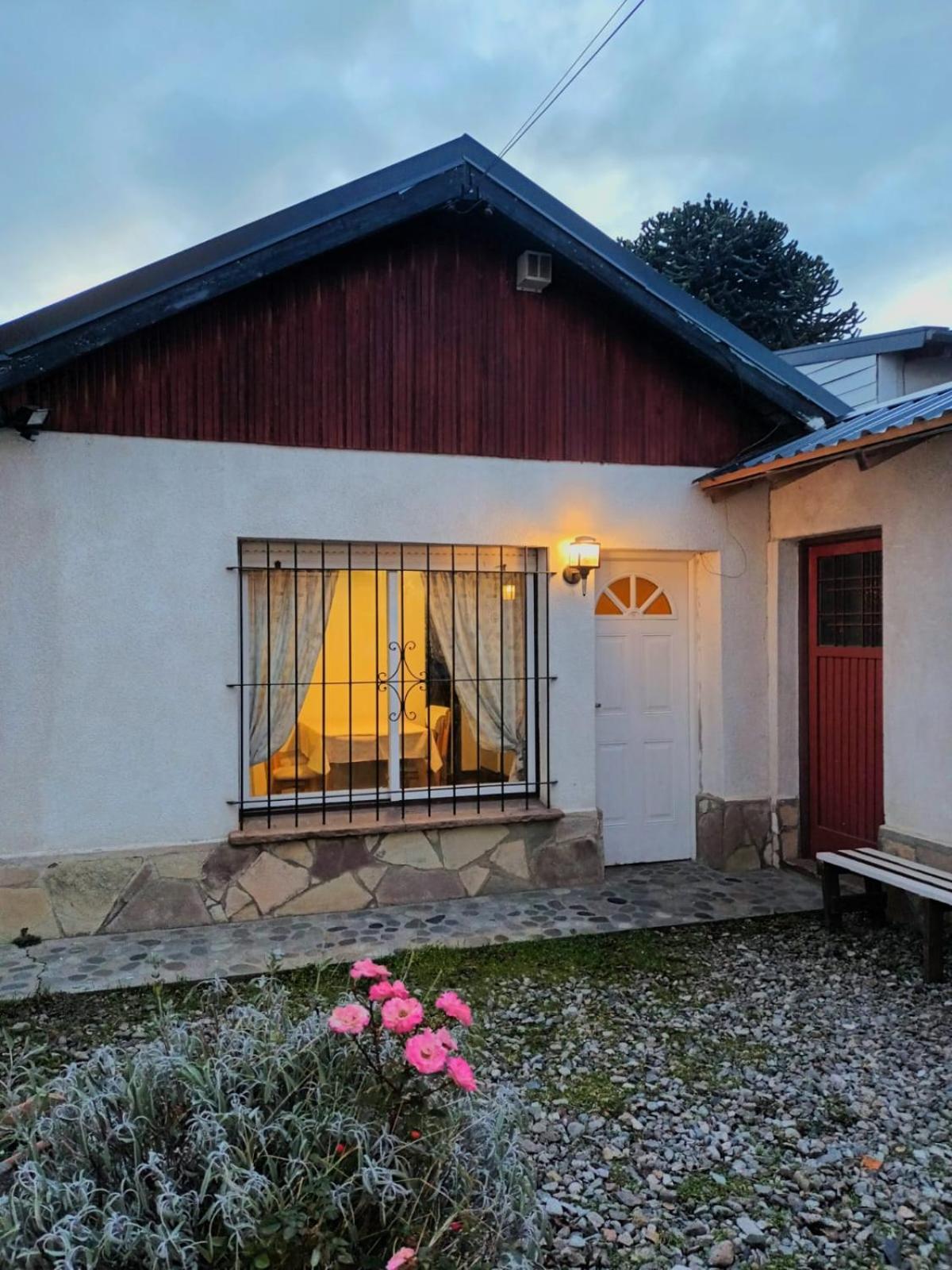 Casa Centro Bariloche Villa Ngoại thất bức ảnh